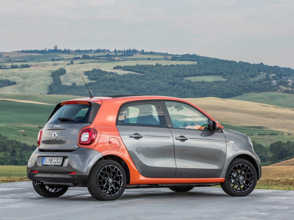 Są i one! Nowe Smarty ForTwo i ForFour